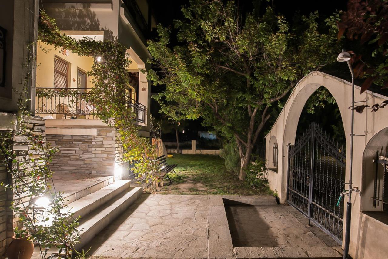 Seasidelongo Houses 1 Min From The Beach Of Nikiti Dış mekan fotoğraf